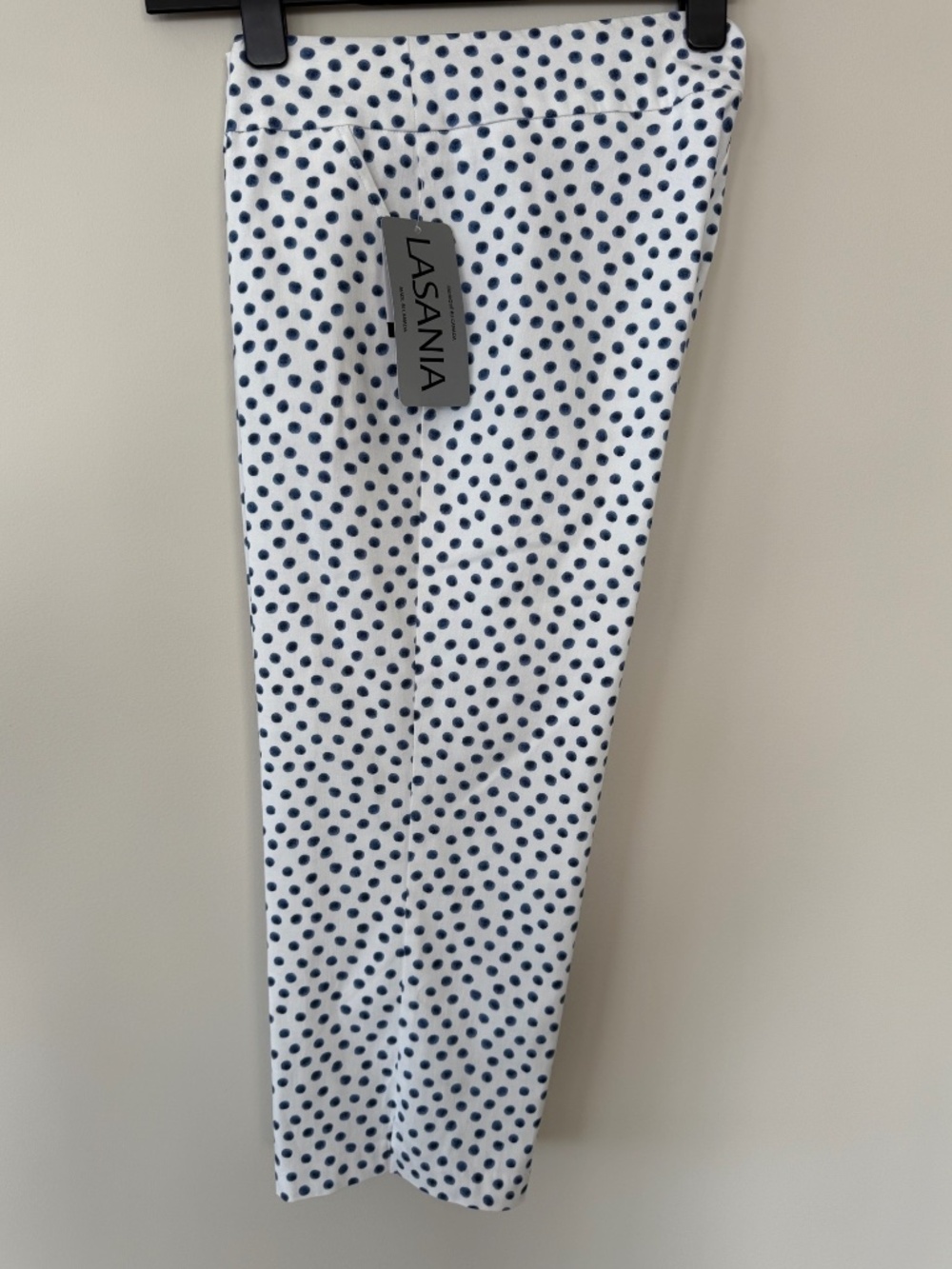 Lasania Polka Dot Pull-On Capri Pants Size 12 NWT Made in Canada Navy White - Picture 2 of 7